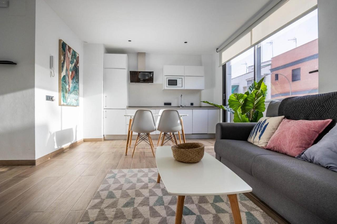 Nervion Suites 1 - Vacacional Sevilla Eksteriør billede