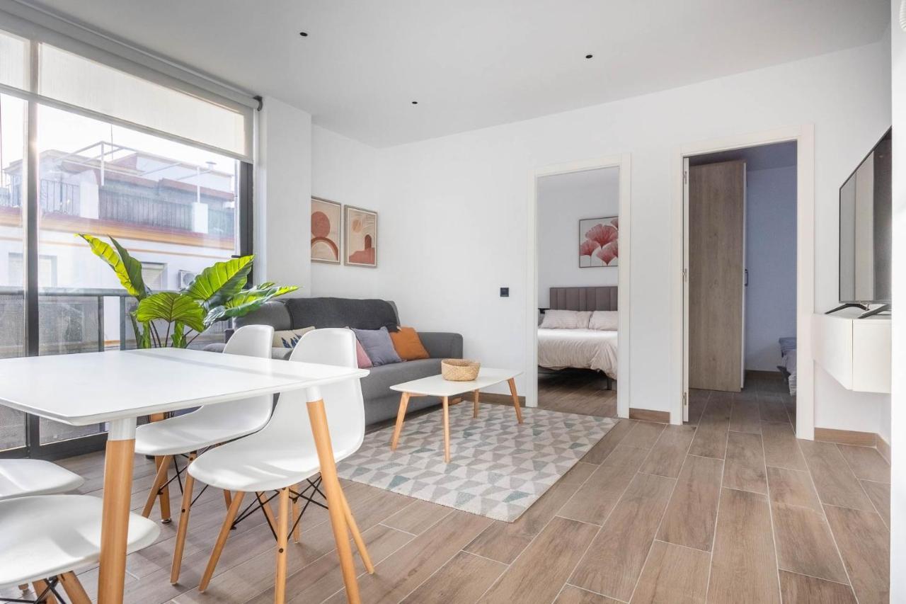 Nervion Suites 1 - Vacacional Sevilla Eksteriør billede
